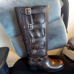 Brand new boots!! Sz 10